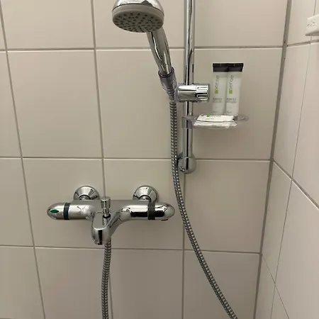 Willkommen Ku'damm Naehe Mit Parkplatz Apartament Berlin